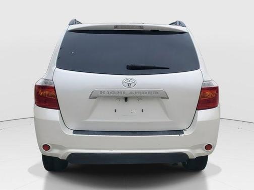 2010 Toyota Highlander Base