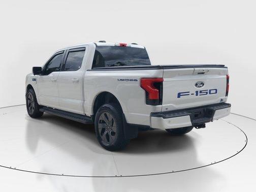 Oxford White 2025 Ford F-150 Lightning Flash