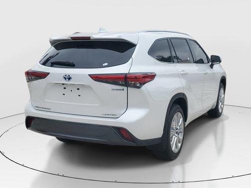 2023 Toyota Highlander Hybrid Limited