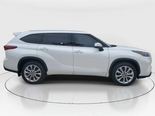 2023 Toyota Highlander Hybrid Limited