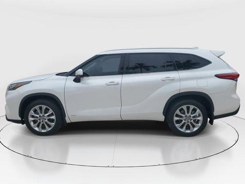2023 Toyota Highlander Hybrid Limited