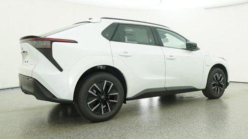 Pearl 2026 Toyota bZ XLE PLUS