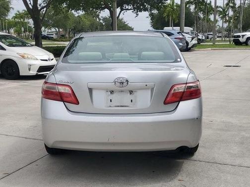 2009 Toyota Camry LE