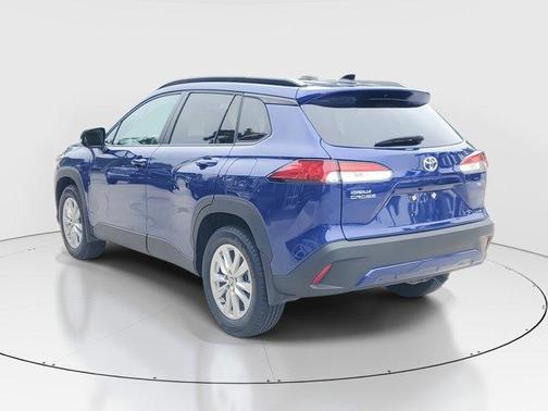 2025 Toyota Corolla Cross LE