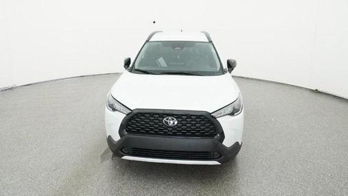 2025 Toyota Corolla Cross LE
