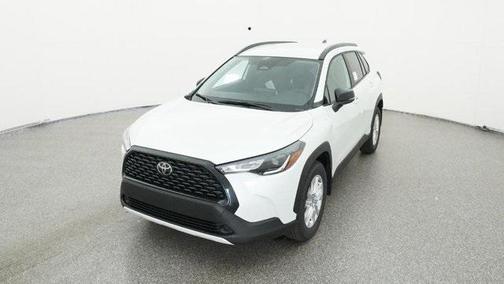 2025 Toyota Corolla Cross LE