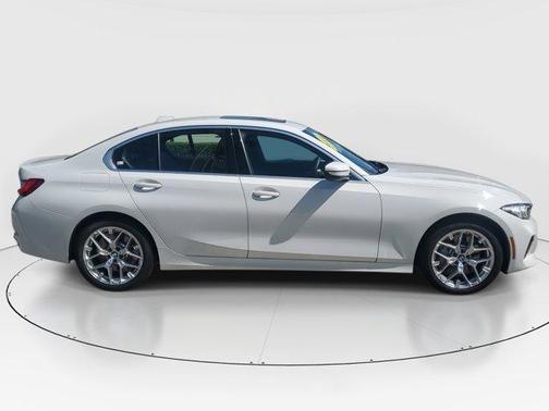 2025 BMW 330 i