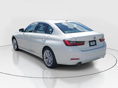 2025 BMW 330 i