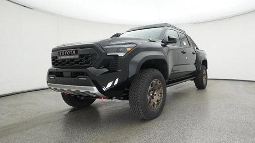 2025 Toyota Tacoma Hybrid Trailhunter