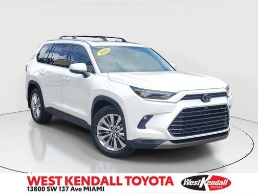 Pearl 2024 Toyota Grand Highlander