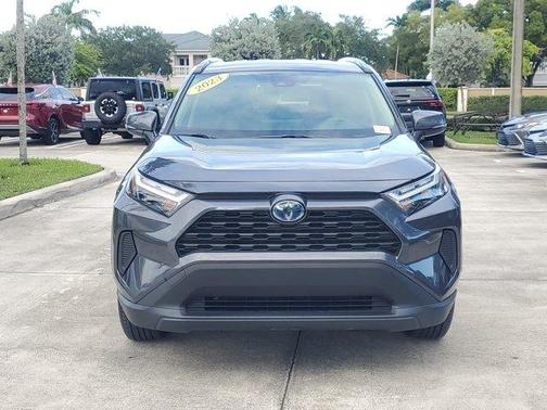 2023 Toyota RAV4 Hybrid LE