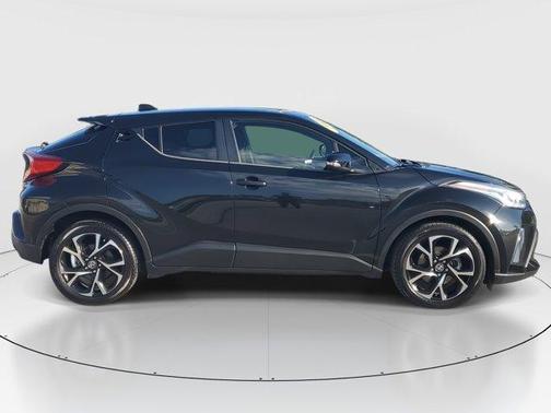 2021 Toyota C-HR XLE