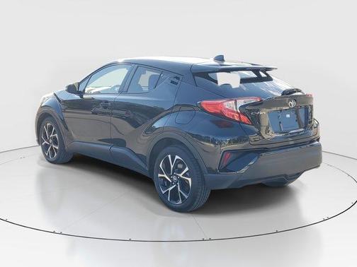 2021 Toyota C-HR XLE