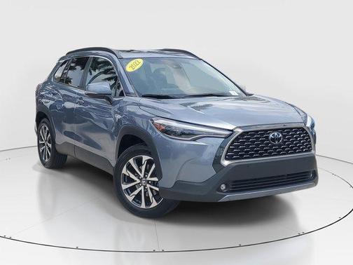 2022 Toyota Corolla Cross XLE
