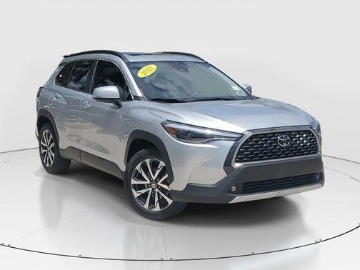 2022 Toyota Corolla Cross XLE