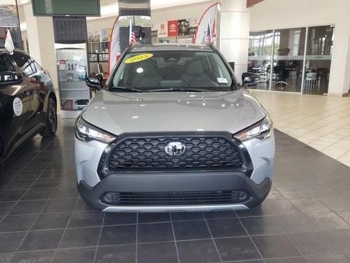 2025 Toyota Corolla Cross LE