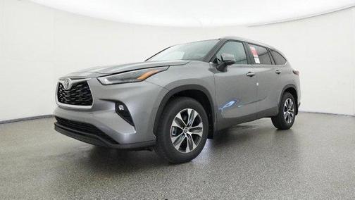 2025 Toyota Highlander XLE