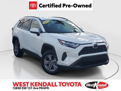 2025 Toyota RAV4 Hybrid XLE