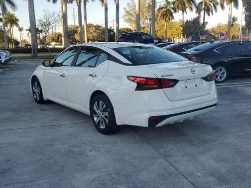 2025 Nissan Altima S