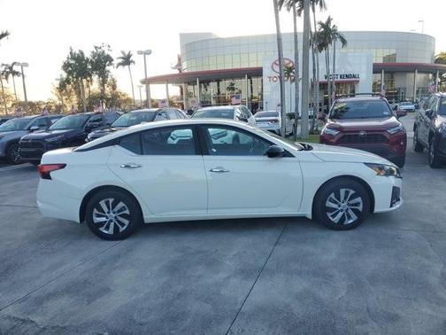 2025 Nissan Altima S