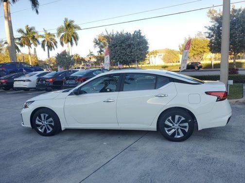 2025 Nissan Altima S