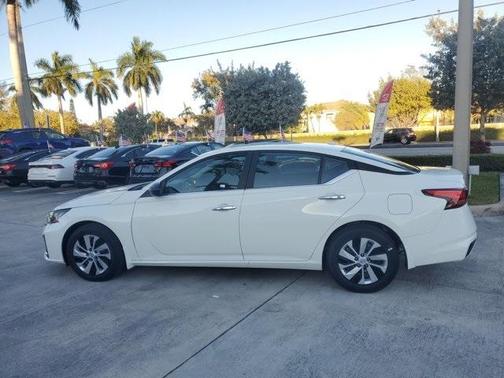 2025 Nissan Altima S