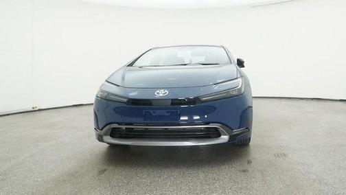 2025 Toyota Prius XLE