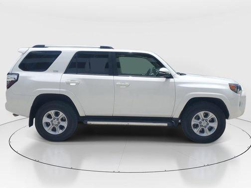 Ice 2024 Toyota 4Runner SR5 Premium