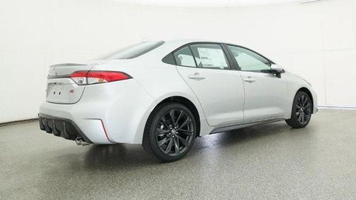 Classic Silver Metallic 2026 Toyota Corolla SE