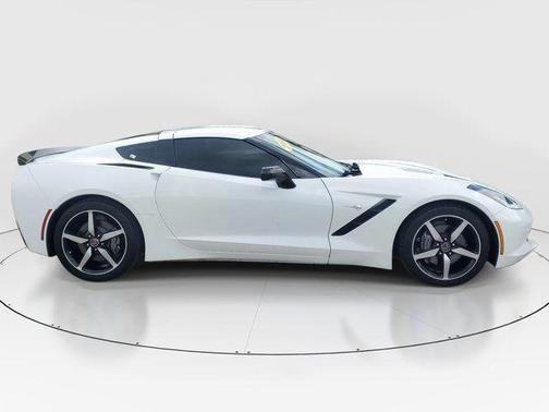 Arctic White 2014 Chevrolet Corvette Stingray Base