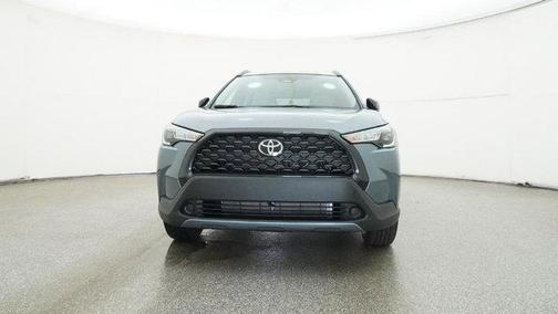 2025 Toyota Corolla Cross LE