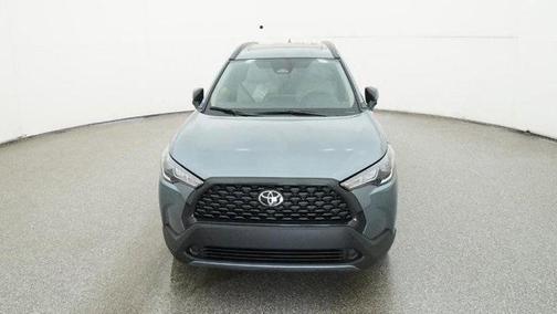 2025 Toyota Corolla Cross LE