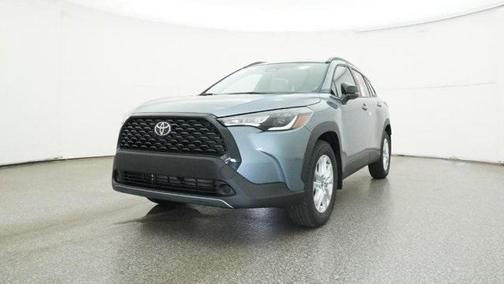 2025 Toyota Corolla Cross LE