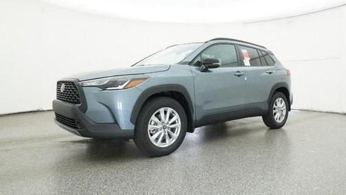 2025 Toyota Corolla Cross LE