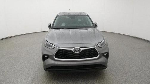 2026 Toyota Highlander XLE