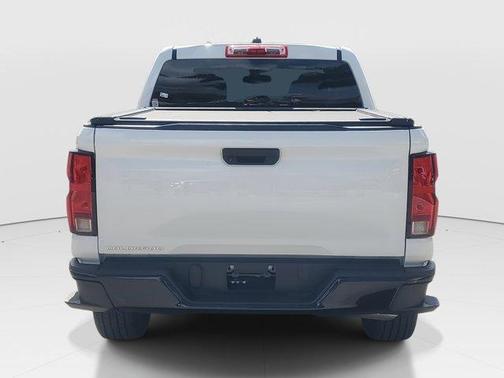 2024 Chevrolet Colorado WT
