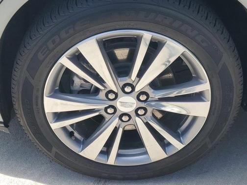 2023 Cadillac XT6 Premium Luxury FWD
