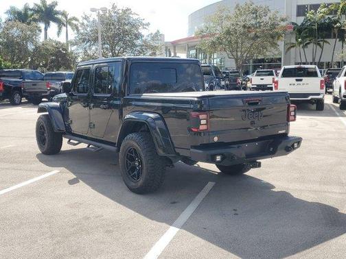 2023 Jeep Gladiator Overland