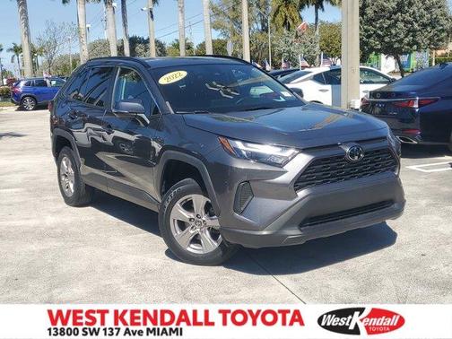 2022 Toyota RAV4 XLE