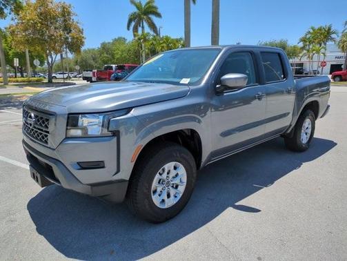 2024 Nissan Frontier SV