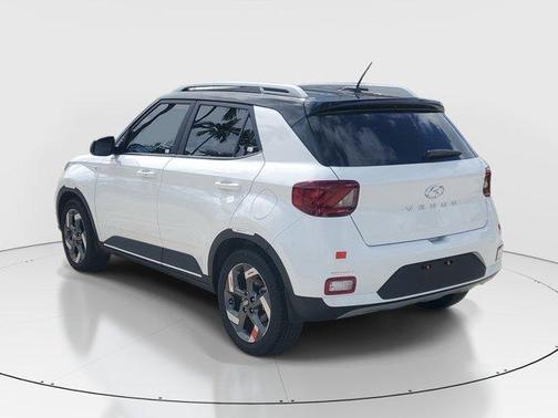 2025 Hyundai VENUE Limited