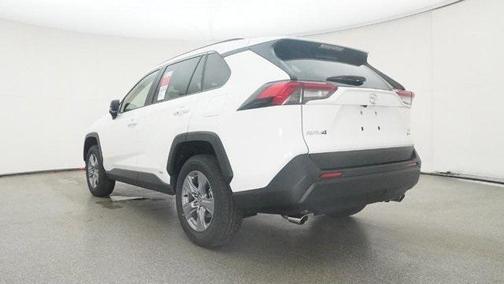 2025 Toyota RAV4 Hybrid LE