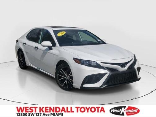 2024 Toyota Camry SE