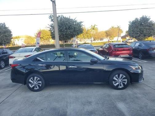 2025 Nissan Altima S