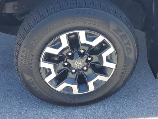 2022 Toyota Tacoma TRD Off Road