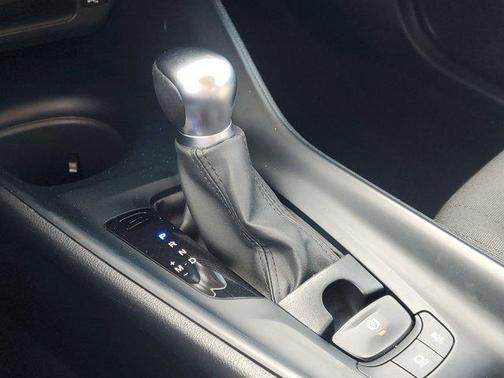 Blizzard Pearl 2021 Toyota C-HR LE