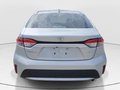 Classic Silver Metallic 2020 Toyota Corolla LE