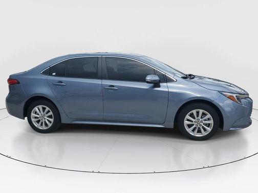 2023 Toyota Corolla Hybrid XLE