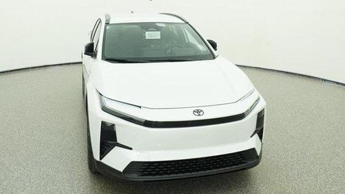 Pearl 2026 Toyota C-HR XSE