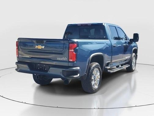 2025 Chevrolet Silverado 2500 High Country